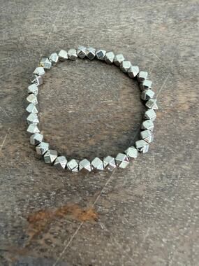 Silver Tone Geometric Metal Bead Stretch Bracelet